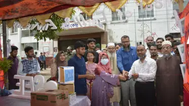 পবিপ্রবিতে প্লাস্টিকের বিনিময়ে গাছের চারা বিতরণ