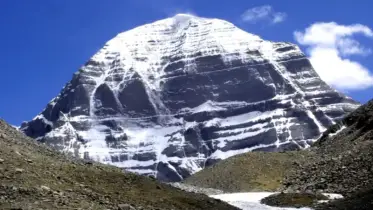 রহস্যময় কৈলাস পর্বতের ৫ অমীমাংসিত গল্প