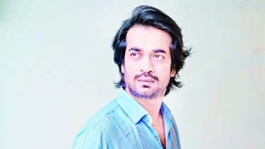 দুই ঘরে শ্যামল মাওলা