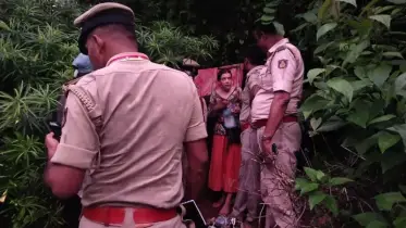 দুই মেয়ে নিয়ে গুহায় থাকতেন মা, উদ্ধার করলো পুলিশ!