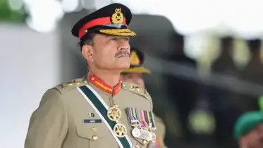 আইয়ুব খানের পর দ্বিতীয় অফিসার হিসাবে পাকিস্তানের ইতিহাসে বিশেষ জায়গা করে নিলেন আসিম মুনীর