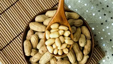 রোজ বিকেলে চিনাবাদাম খেলে কী হয়?