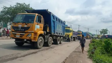 সরাইল মহাসড়কে ২০ কিলোমিটার যানজট, ভোগান্তিতে যাত্রীরা