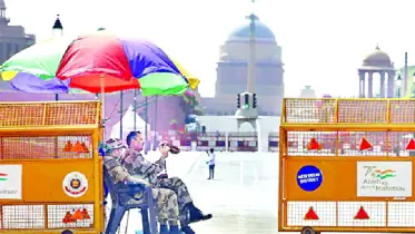 ৫১ দশমিক ৯ ডিগ্রিতে পুড়ছে দিল্লি, রেড অ্যালার্ট জারি