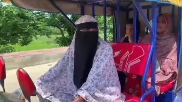 অটোরিকশার চাকাতেই ঘুরে রাহিমার জীবন