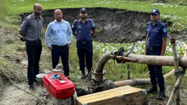 অবৈধভাবে কৃষি জমির মাটি কাটায় লাখ  টাকা জরিমানা