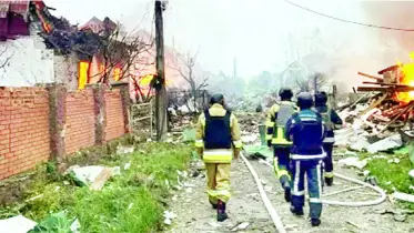 ইউক্রেনজুড়ে ফের রাশিয়ার হামলা, নিহত ১২
