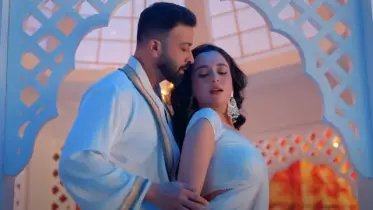শাকিব খানের সাথে ‘লিচুর বাগানে’ গান নিয়ে যে অনুভূতি জানালেন সাবিলা নূর