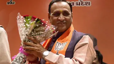 আহমেদাবাদ বিমান দুর্ঘটনা: মৃত্যুর আগ পর্যন্ত তাঁর সঙ্গে ছিল একটি বিশেষ সংখ্যা - ১২০৬