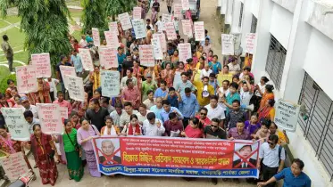 পার্বত্য উপদেষ্টা ও যুগ্মসচিবের অপসারণ দাবি, খাগড়াছড়িতে বিক্ষোভ ও সাত দিনের আলটিমেটাম