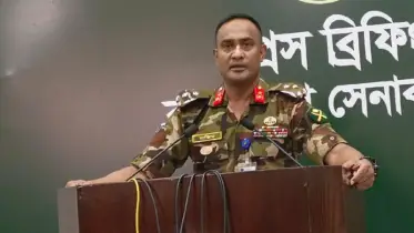 আ. লীগ কর্মীদের প্রশিক্ষণের অভিযোগে সেনাবাহিনীর হেফাজতে মেজর সাদিক