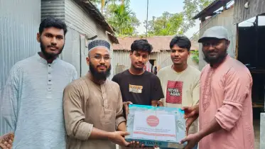 পিছিয়ে পড়া রাজারহাটে সাহসী ছাত্রদের অভাবনীয় উদ্যোগ!