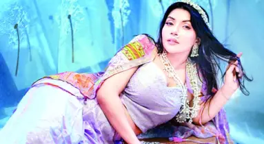 নওশাবার ‘যত কাণ্ড কলকাতাতেই’