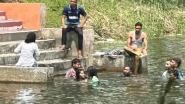 নোবিপ্রবিতে ছাত্র-ছাত্রীদের একসঙ্গে গোসলের ভিডিও ভাইরাল