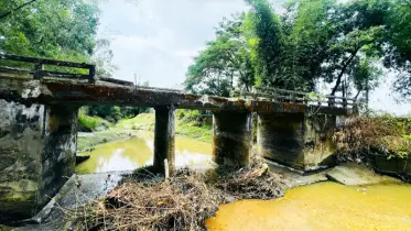 চন্দনাইশে বরুমতি খালের ব্রিজটি ধসে পড়ার আশঙ্কা