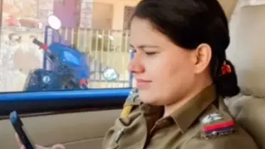 পরিবারকে ইমপ্রেস করতে পুলিশে ঢোকার অভিনব প্রতারণা