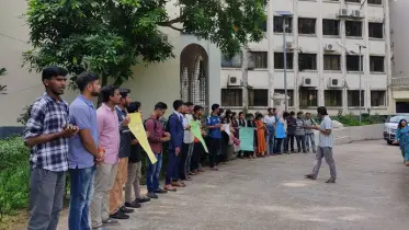 মুরাদনগরে ধর্ষণের ঘটনায় কুবিতে শিক্ষার্থীদের প্রতিবাদ