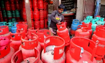 এলপি গ্যাসের নতুন মূল্য নির্ধারণ, সন্ধ্যা থেকে কার্যকর