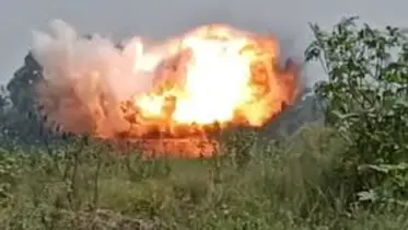 কালকিনিতে পরিত্যক্ত বোমা বিস্ফোরণে কৃষক আহত