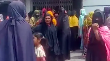 আড়াইহাজারে নিষিদ্ধ ছাত্রলীগ নেতা গ্রেপ্তার, থানা ঘেরাও