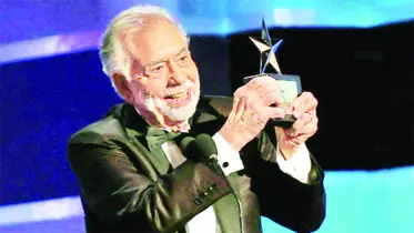 আজীবন সম্মাননা পেলেন নির্মাতা কপোলা