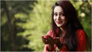 অনেকেই বলে আমি মাধুরী দীক্ষিত এর মতো দেখতে: অথৈ