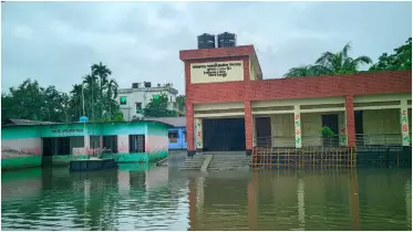 ভারী বর্ষণে রংপুর নগরীর নিম্নাঞ্চল প্লাবিত