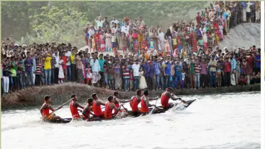 হারিয়ে যাচ্ছে ঐতিহ্যবাহী নৌকা বাইচ