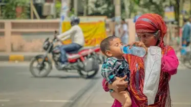 গরমে শিশুদের যত্ন: সচেতন না হলে হতে পারে বিপদ