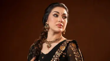 আত্মসমপর্ণের পর জামিন পেলেন চিত্রনায়িকা অপু বিশ্বাস