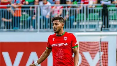 জাতীয় দলে হামজার পরে এবার কানাডিয়ান শমিত সোম