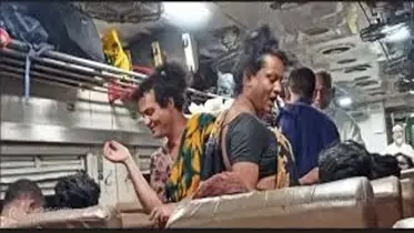 ট্রেন যাত্রায় হিজড়াদের বিড়ম্বনা