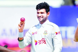 অবশেষে আড়াল থেকে আলোতে নাঈম