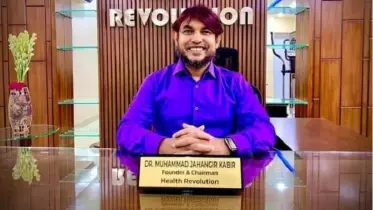 ফেসবুকে শত শত ‘নকল পেইজে’ বিব্রত ডা. জাহাঙ্গীর কবির