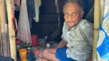 প্রতিবন্ধকতা জয় করে জীবনযুদ্ধে লড়ছেন ষাটোর্ধ প্রশান্ত বিশ্বাস