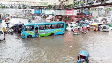 জলাবদ্ধতা-যানজটে দুর্ভোগ চরমে