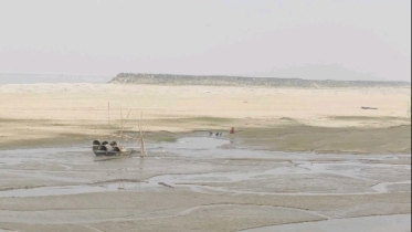 ভারতের ফারাক্কার কারণে অভিশাপে রূপ নিচ্ছে আশীর্বাদের পদ্মা