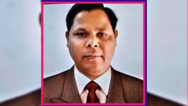 অবৈধ ঘুষ গ্রহণের সময় হাতেনাতে গ্রেফতার ১