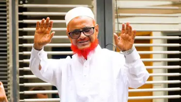 ফাঁসির রশি থেকে ফুলের মালা, যা জানালেন এ টি এম আজহার
