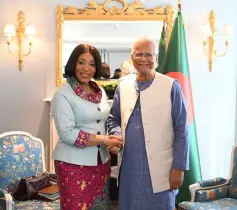 কমনওয়েলথ মহাসচিবের সঙ্গে প্রধান উপদেষ্টার সাক্ষাৎ