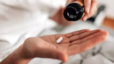 ভিটামিন বি১২ গ্রহণে আপনার শরীরে কী ঘটে