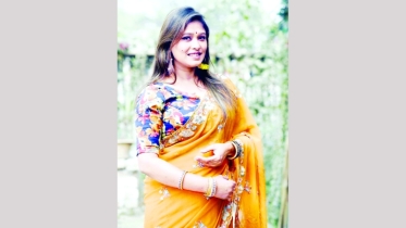 নতুন গানে মৌসুমী ইকবাল