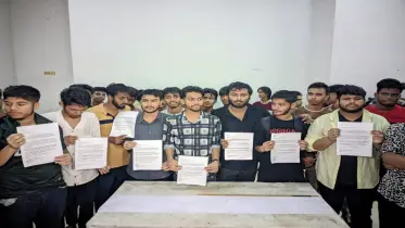 বৈষম্যবিরোধী ছাত্র আন্দোলনের ১৬ নেতার পদত্যাগ