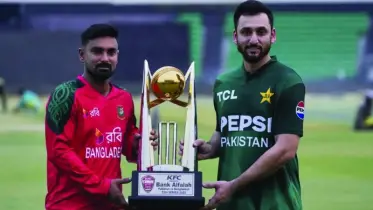 পাকিস্তানের বিপক্ষে টসে হেরে ফিল্ডিংয়ে বাংলাদেশ, দেখে নিন একাদশ