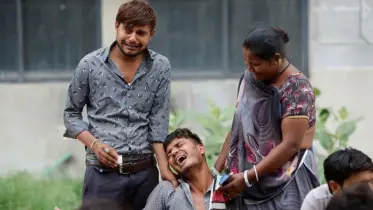 এয়ার ইন্ডিয়া বিপর্যয়: প্রিয়জনের সন্ধানে ডিএনএ দিচ্ছেন শোকাহত পরিবারগুলো