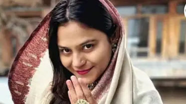 “পাকিস্তানে আমার বিয়ের ব্যবস্থা করুন”