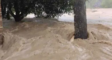 পাহাড়ি ঢল ও টানা বর্ষণে নদ-নদীর পানি বেড়ে অনেক গ্রাম প্লাবিত