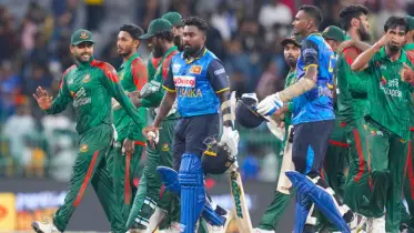 তিন ম্যাচের ওয়ানডে সিরিজের তিন ম্যাচেই অলআউট হয়েছে বাংলাদেশ