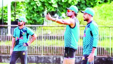 স্পোর্টিং উইকেটে জয় চান টাইগার কোচ