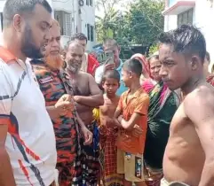 ৯৯৯ নম্বরে ফোন, মদ্যপ যুবককে পুকুর থেকে জীবিত উদ্ধার করল ফায়ার সার্ভিস